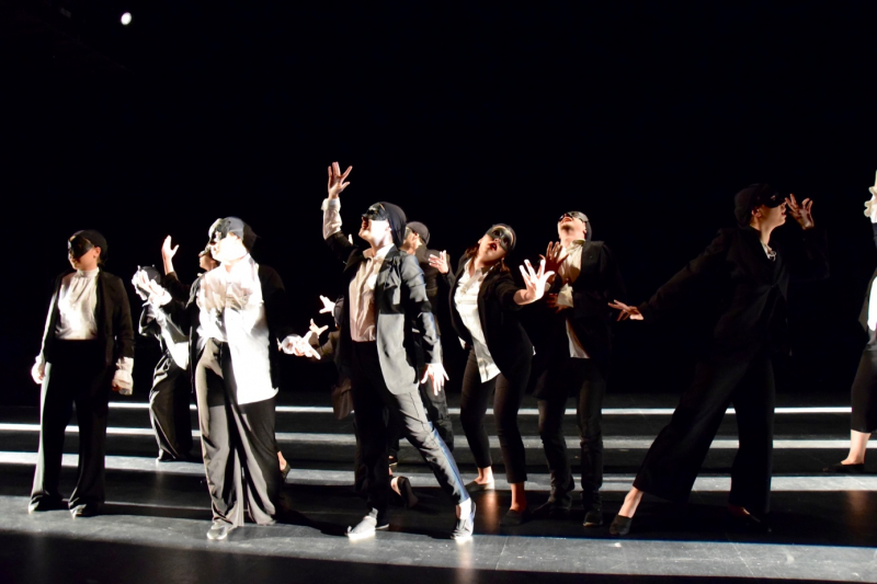 Atelier de théâtre en italien Lyon 3, Ma camminarci non ci camminavo, 2022. ©Antonella Mazzitelli